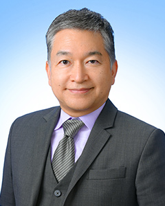 新谷 英滋